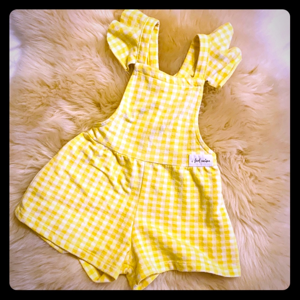 Zara adorable yellow gingham romper